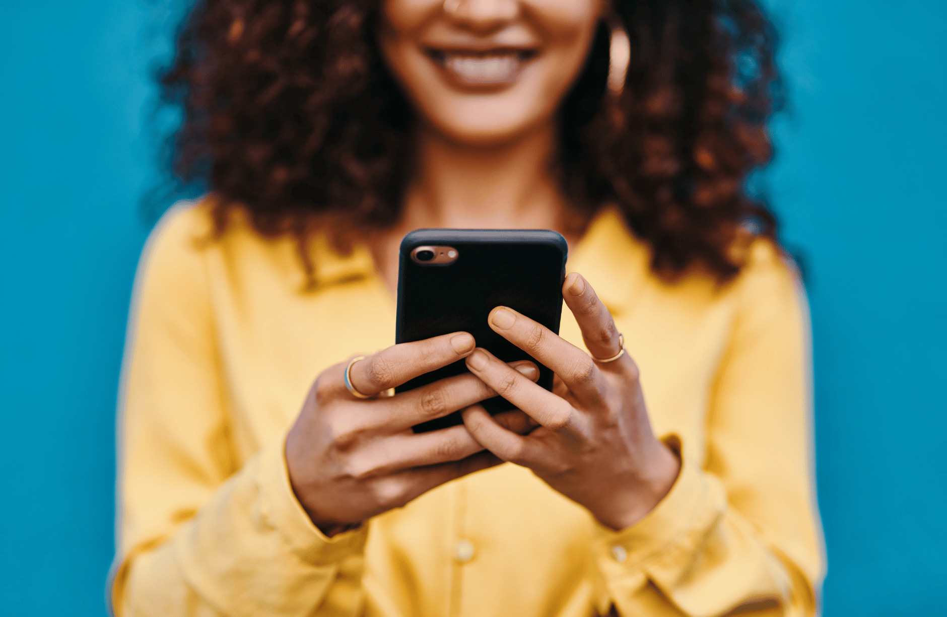 Research reveals 10 ways for recruiters to read between the lines of what they see on applicant's LinkedIn profiles when vetting candidates 